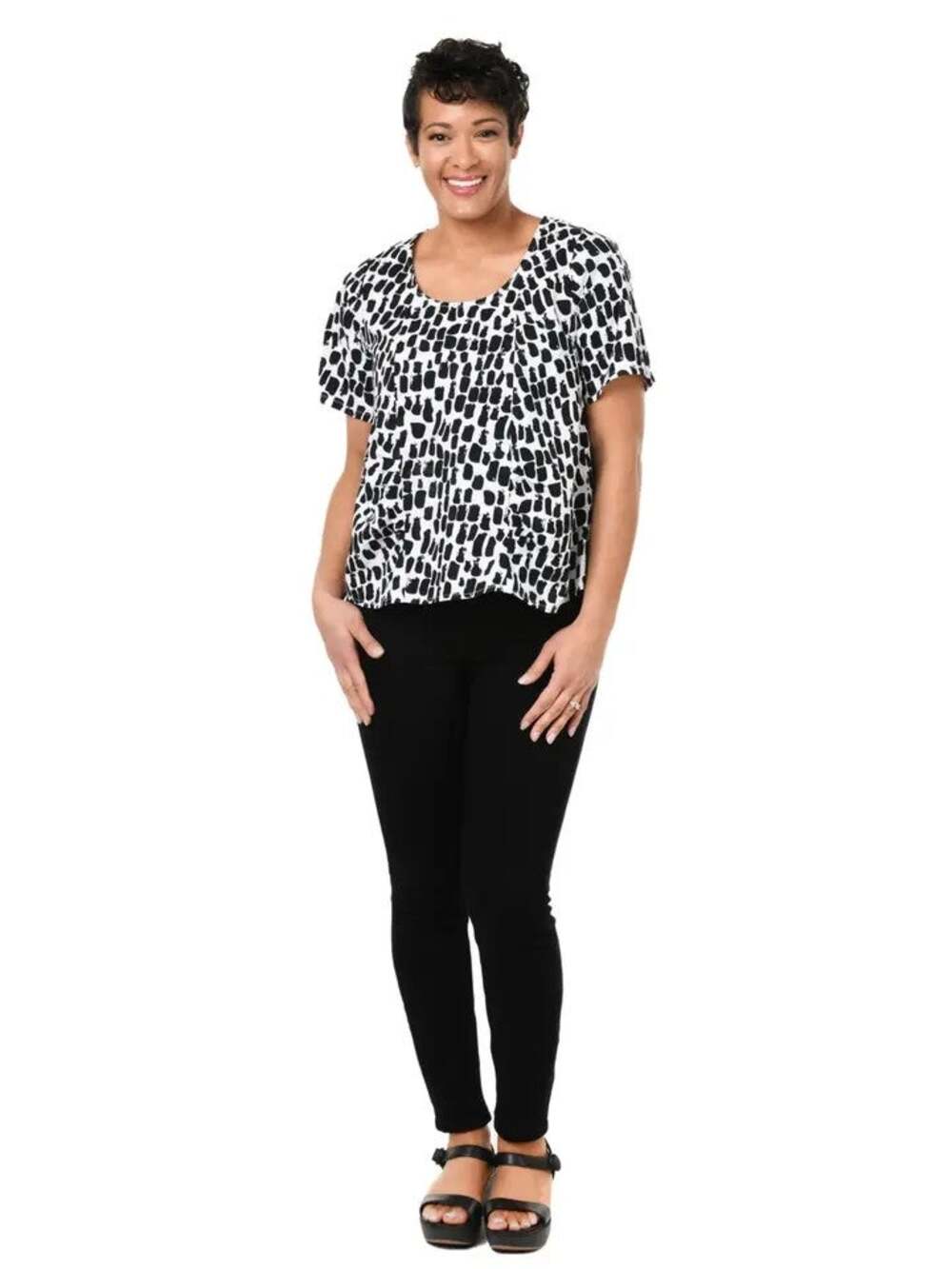 NWT Tulip Clothing Carmella Pullover Top Black White Cotton Boxy Relaxed Fit M